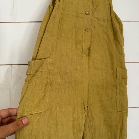 Zara neutral jumpsuit - Picture 3 of 7